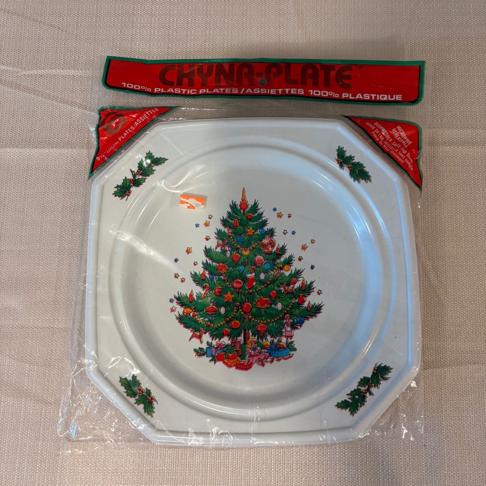 Vintage Chyna Plate Christmas Tree Disposable Plates 6 Count New